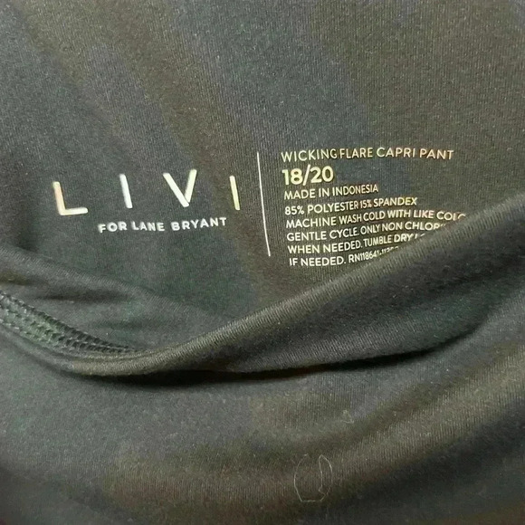 Livi athletic capri - Picture 3 of 3